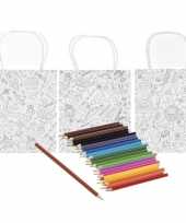 3x knutsel papieren tasjes om in te kleuren incl 24 potloden